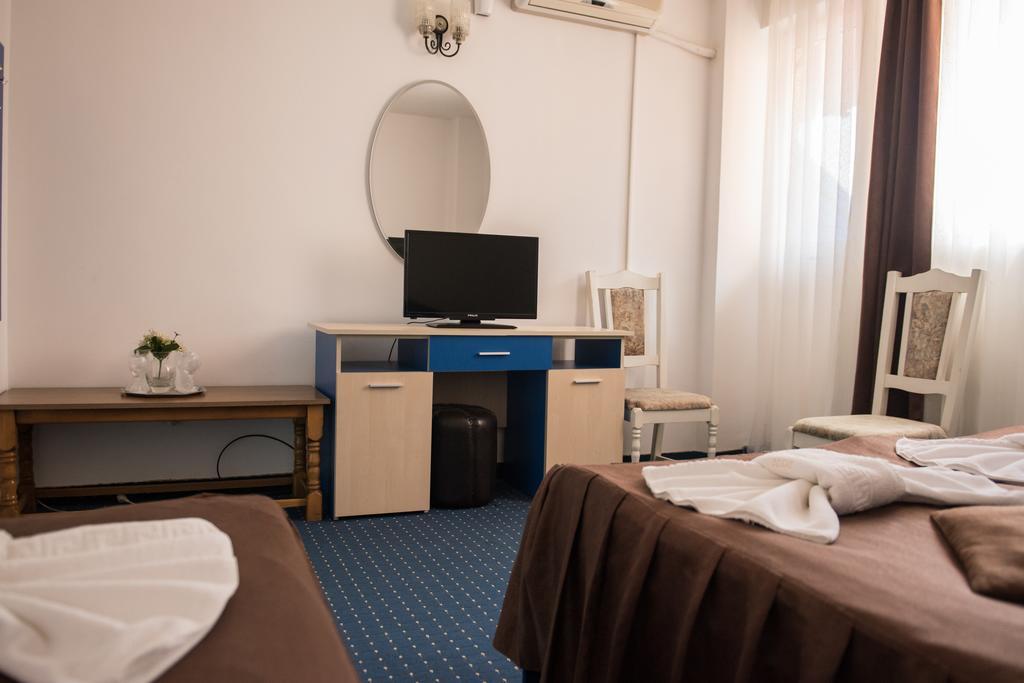 Hotel Dynes エフォリエ・ノルド エクステリア 写真
