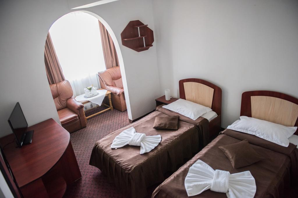 Hotel Dynes エフォリエ・ノルド エクステリア 写真