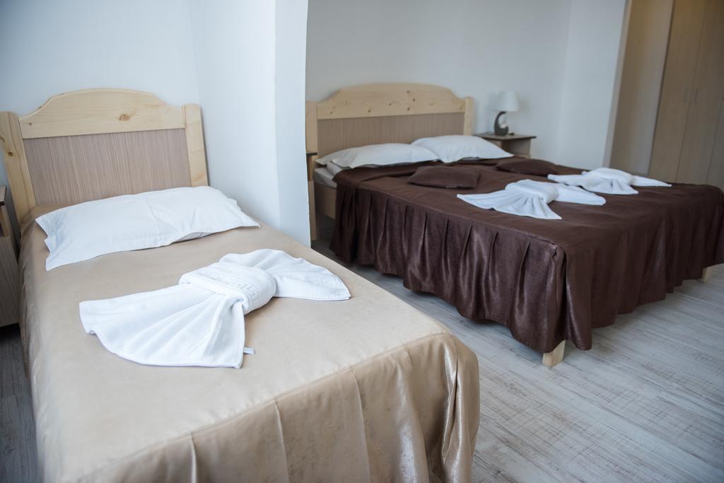 Hotel Dynes エフォリエ・ノルド エクステリア 写真